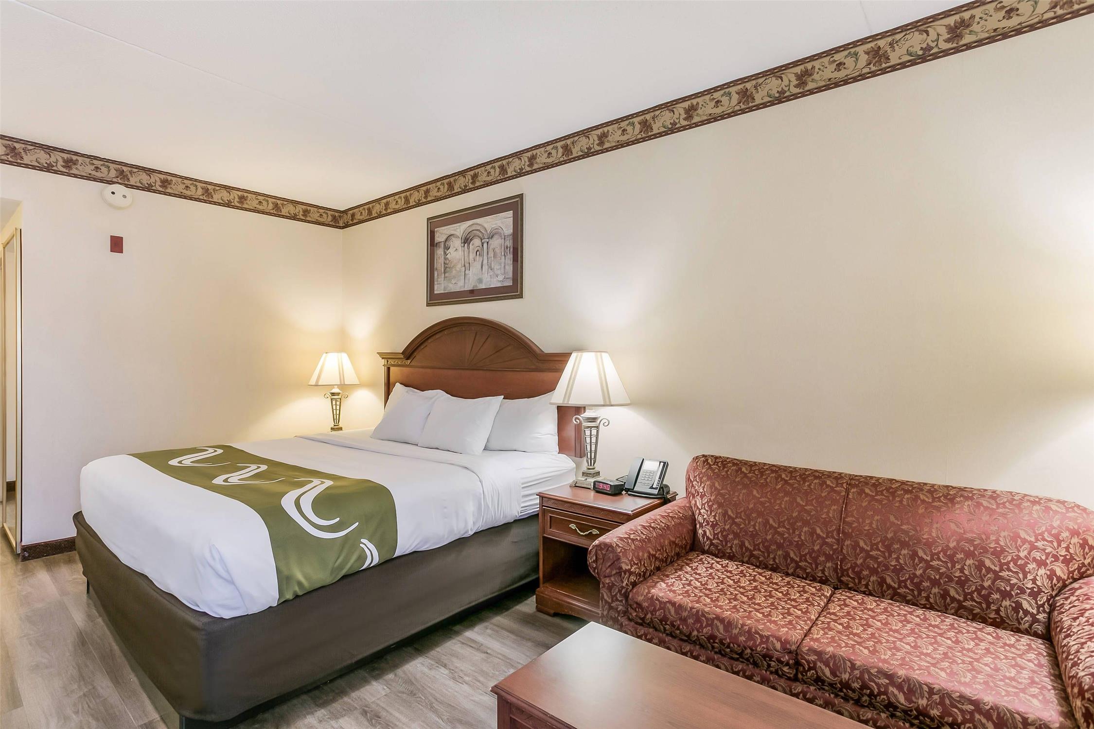 غرفة بسرير كينج لذوي الإعاقة