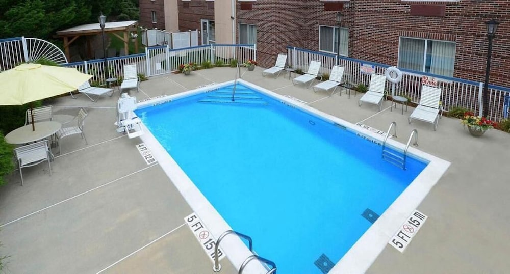 Fairview Inn - Greensboro Airport 16/21