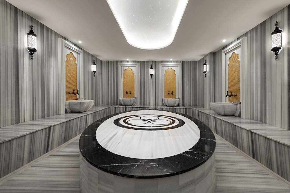 Gleam Collection Hotel 43/62