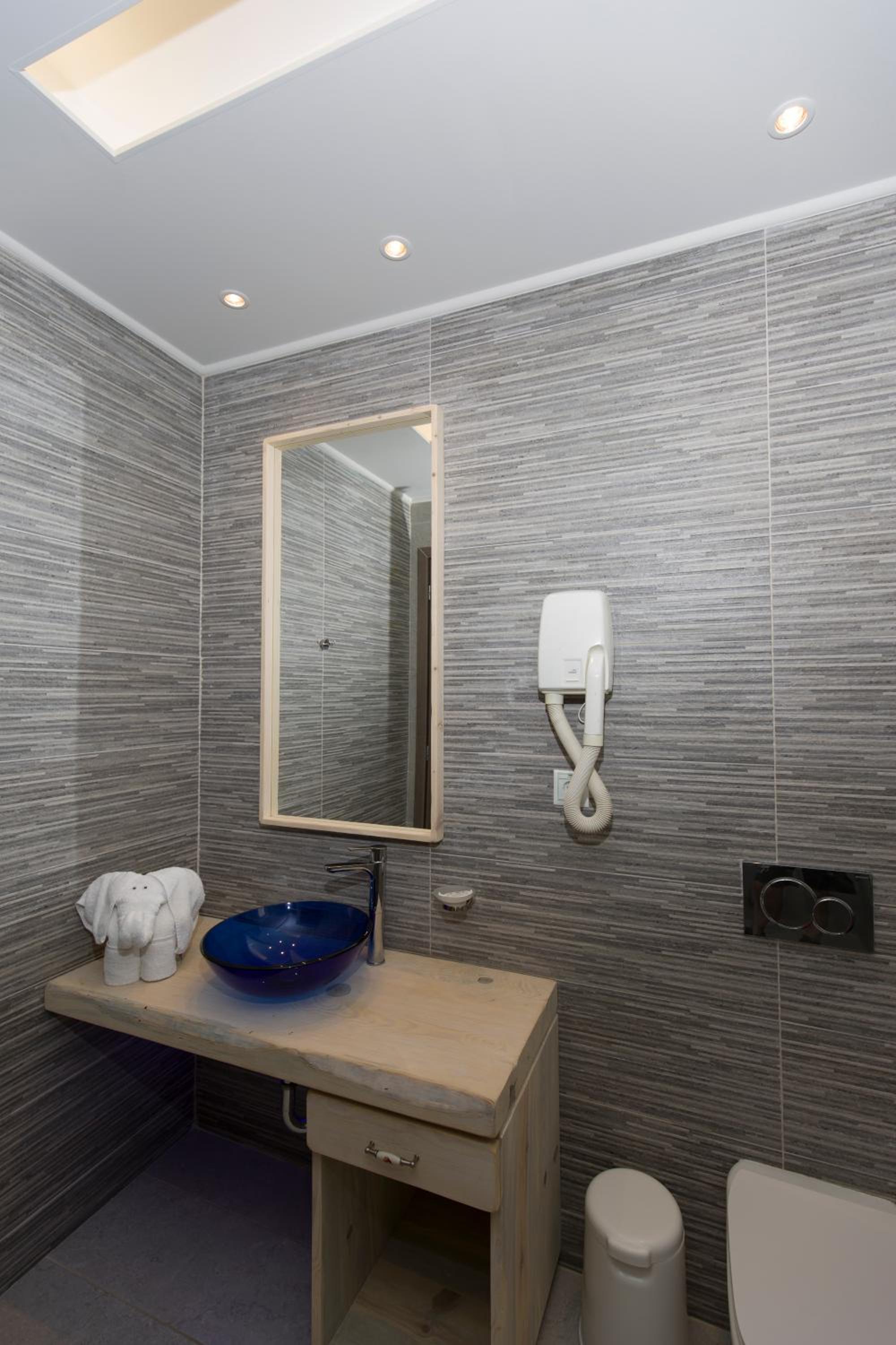 Anthemis Hotel Apartments 55/80