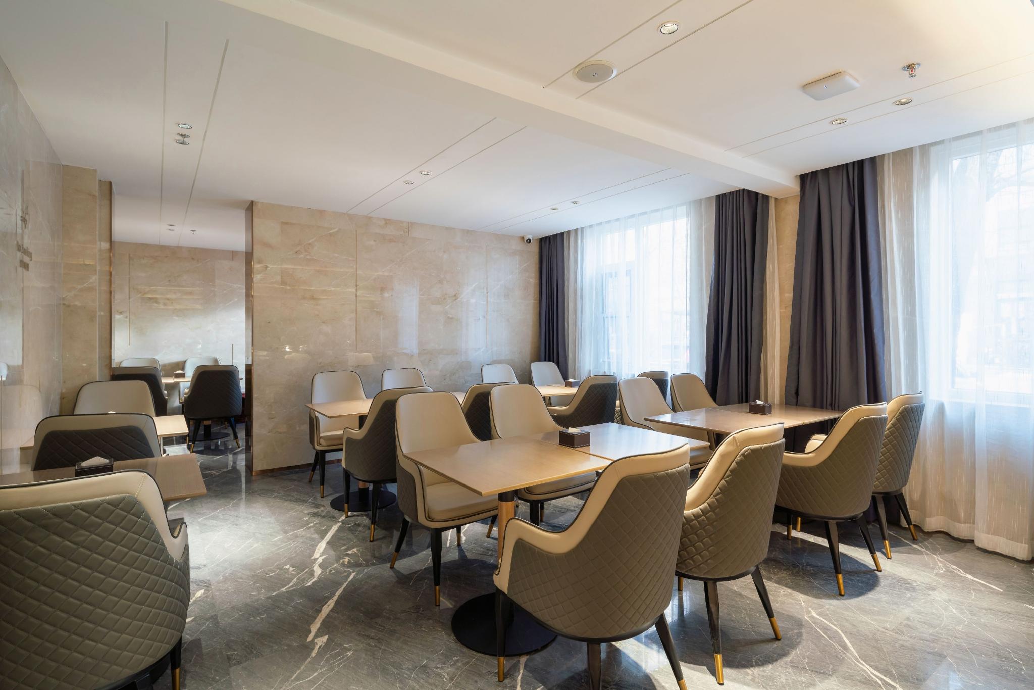 Lavande Hotel (Beijing Gongti Sanlitun) 43/50