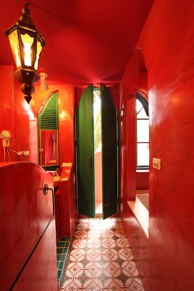 Afei Surf Inn - Hall 3 17/39