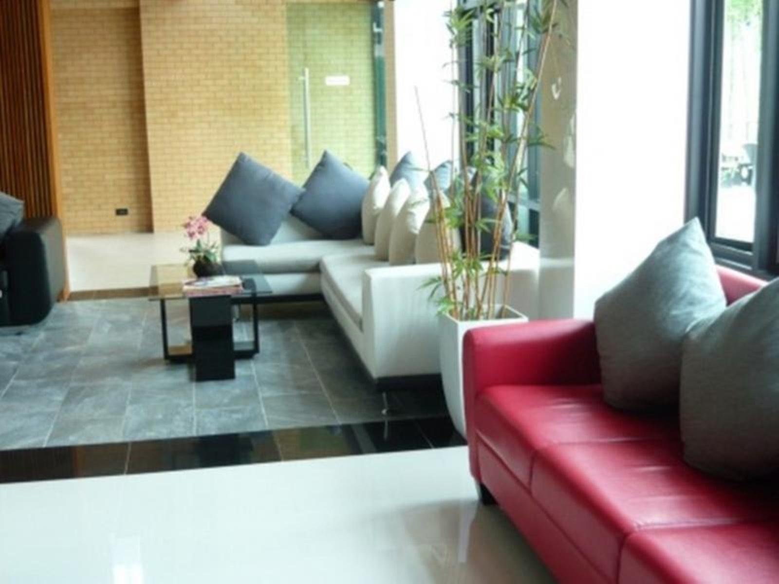 Izen Pure Budget Hotel & Residences 41/49