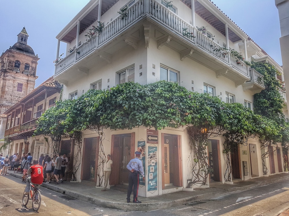 CASA CLAVER LOFT BOUTIQUE HOTEL 4/68