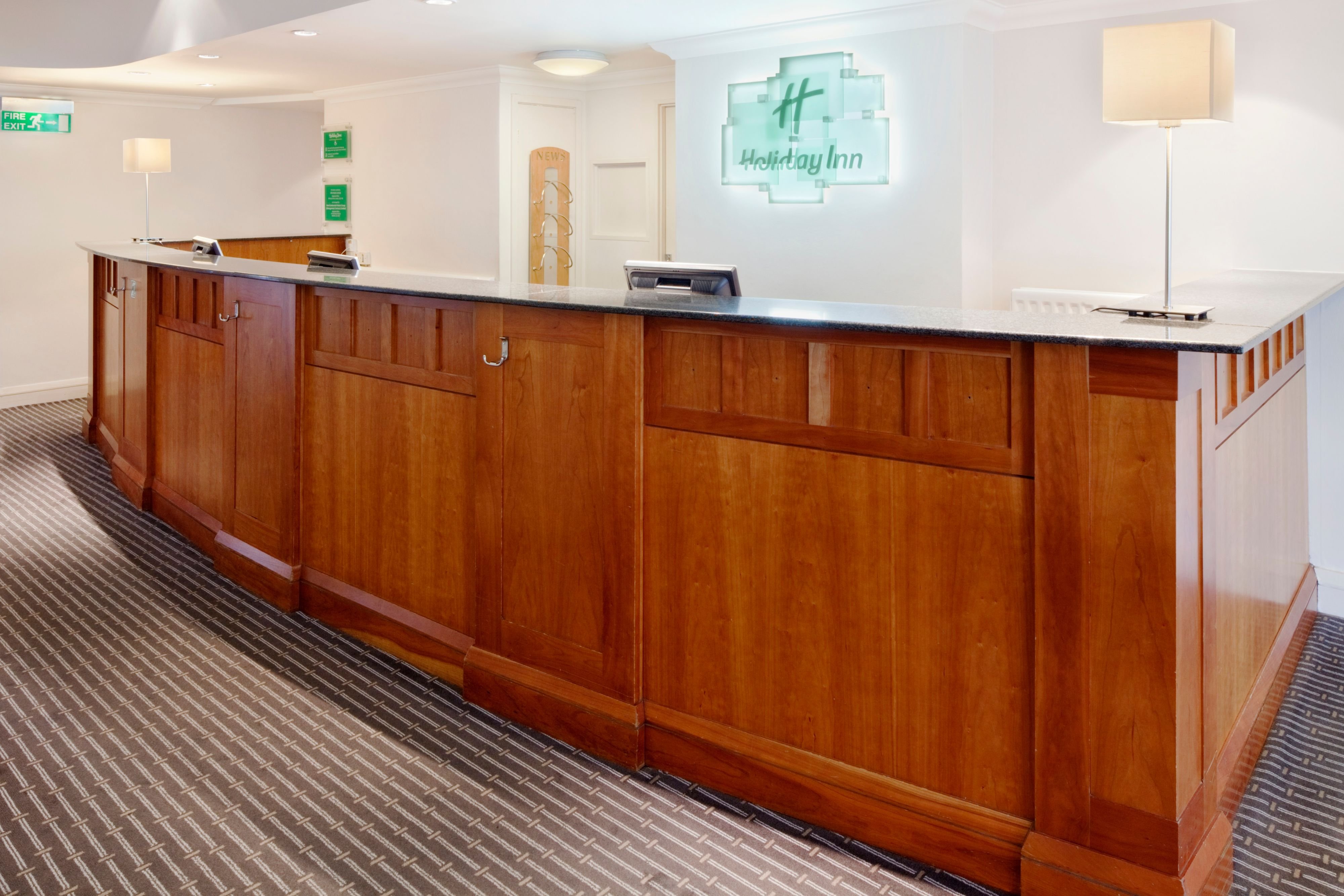 HOLIDAY INN BASILDON 17/75