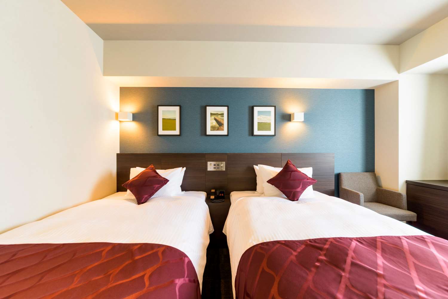 Superior, Twin Beds
