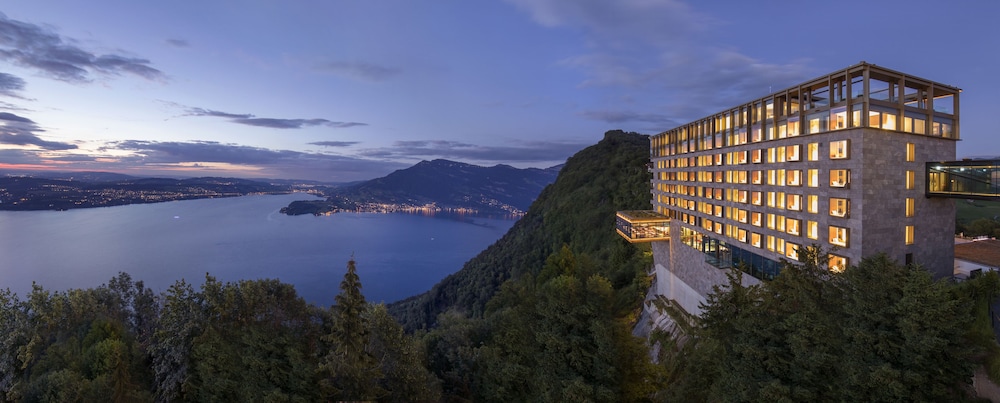 Burgenstock Hotel & Alpine Spa 6/90