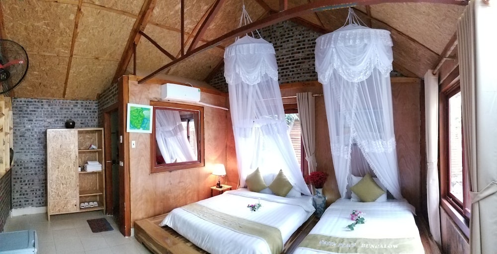 Green Peace Bungalow 50/50