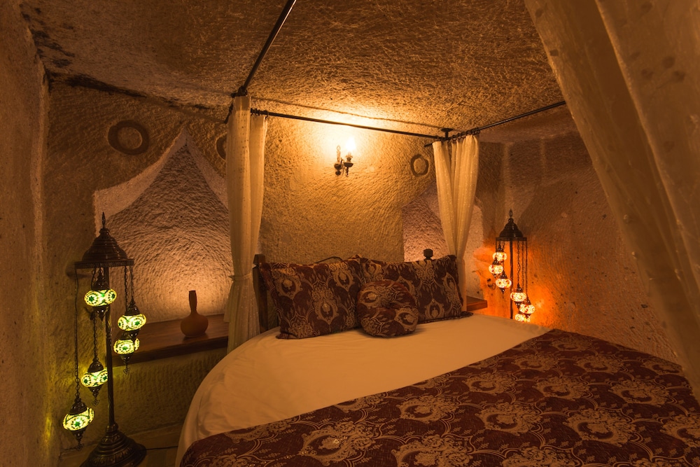 Mystic Cave House Hotel 16/50