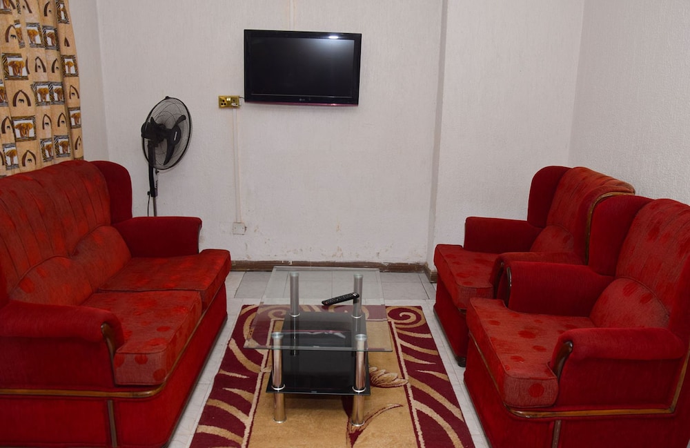 Nairobi Glory Palace Hotel Ltd 35/50