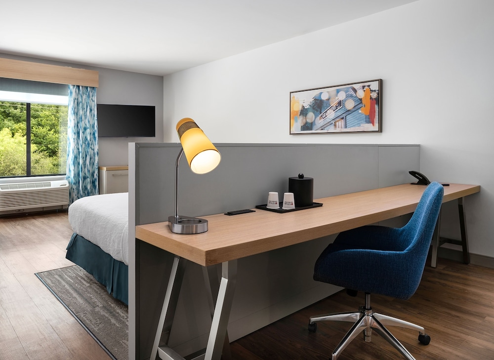 Hilton Garden Inn Grapevine at Silverlake Crossings 26/27