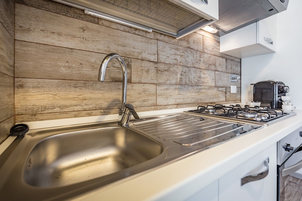 Arno Apartment B 29/32