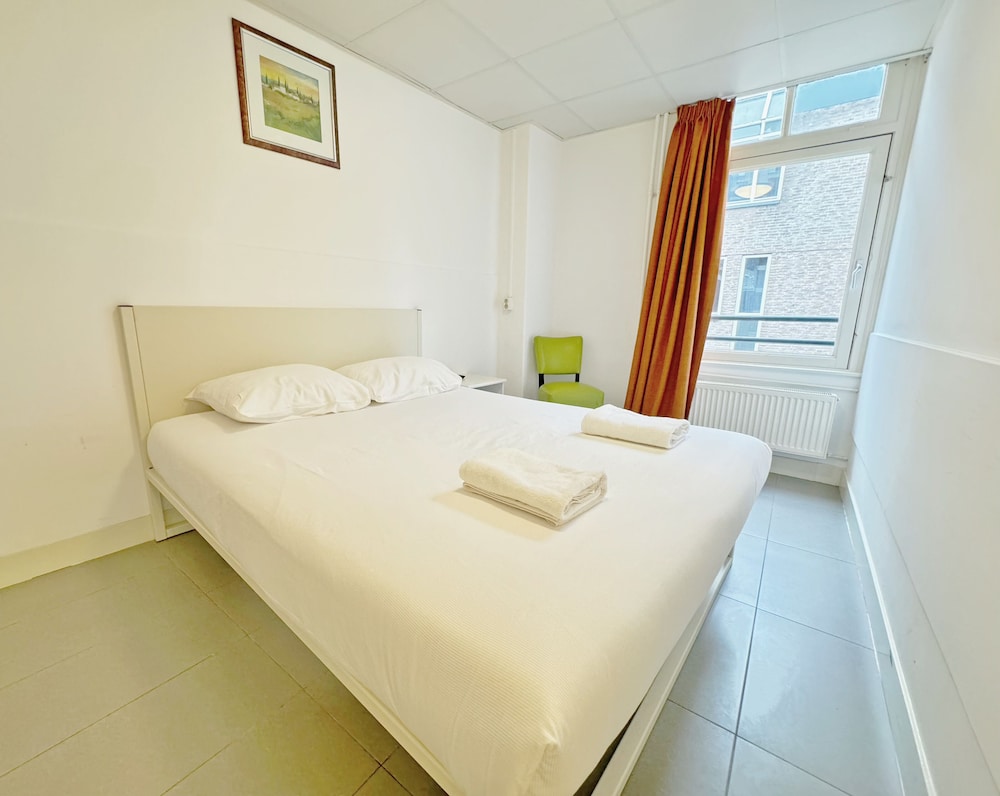 Hotel Jimmy 5/44