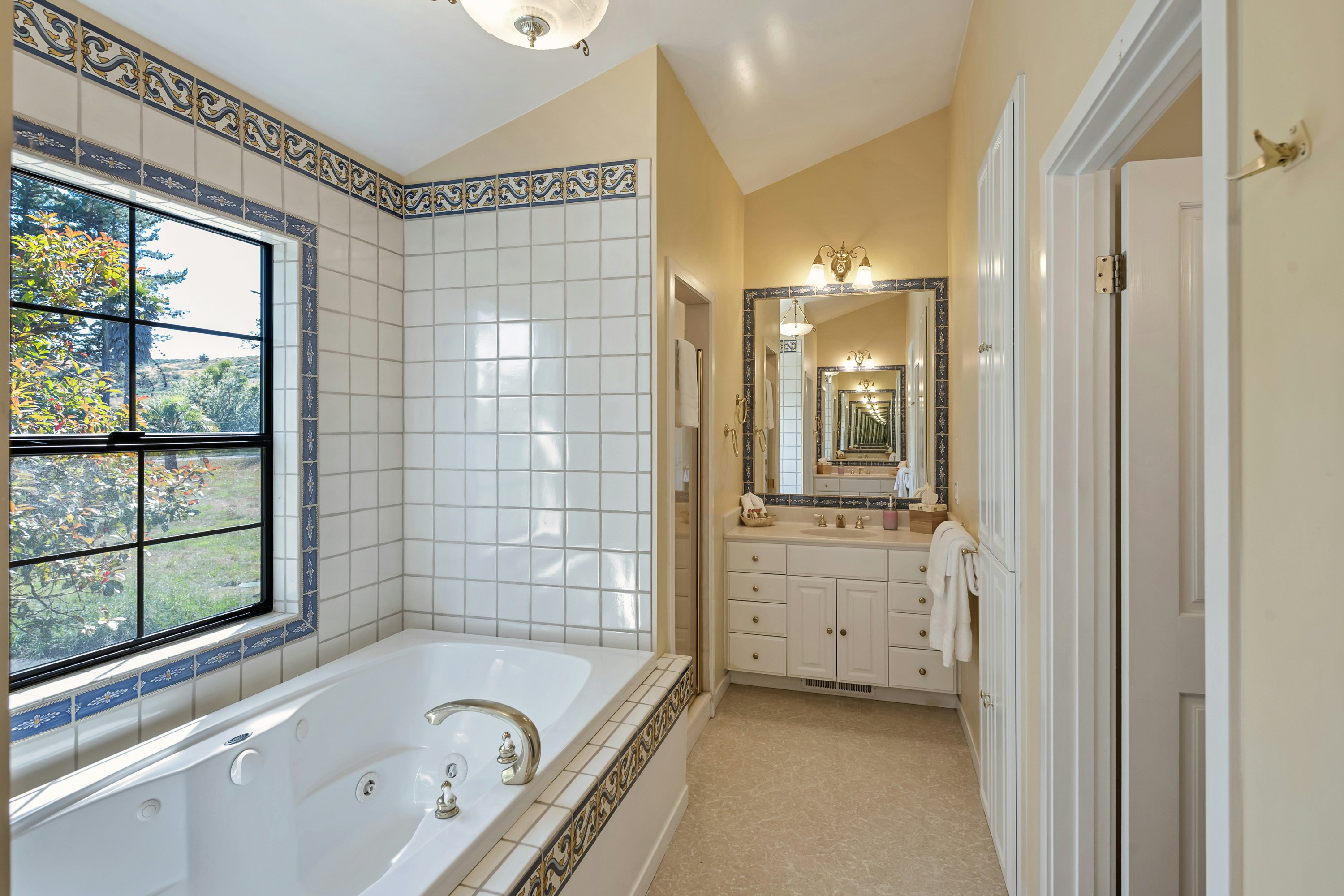 Sonoma Coast Villa 60/60