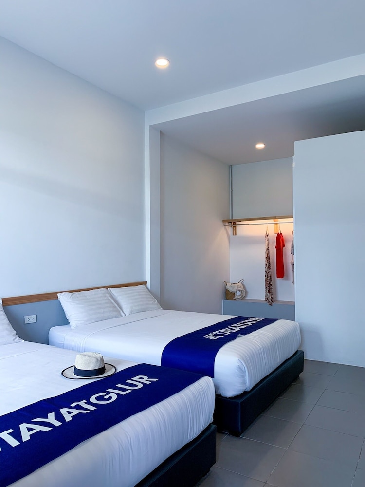Glur Phuket Patong Beach 18/64