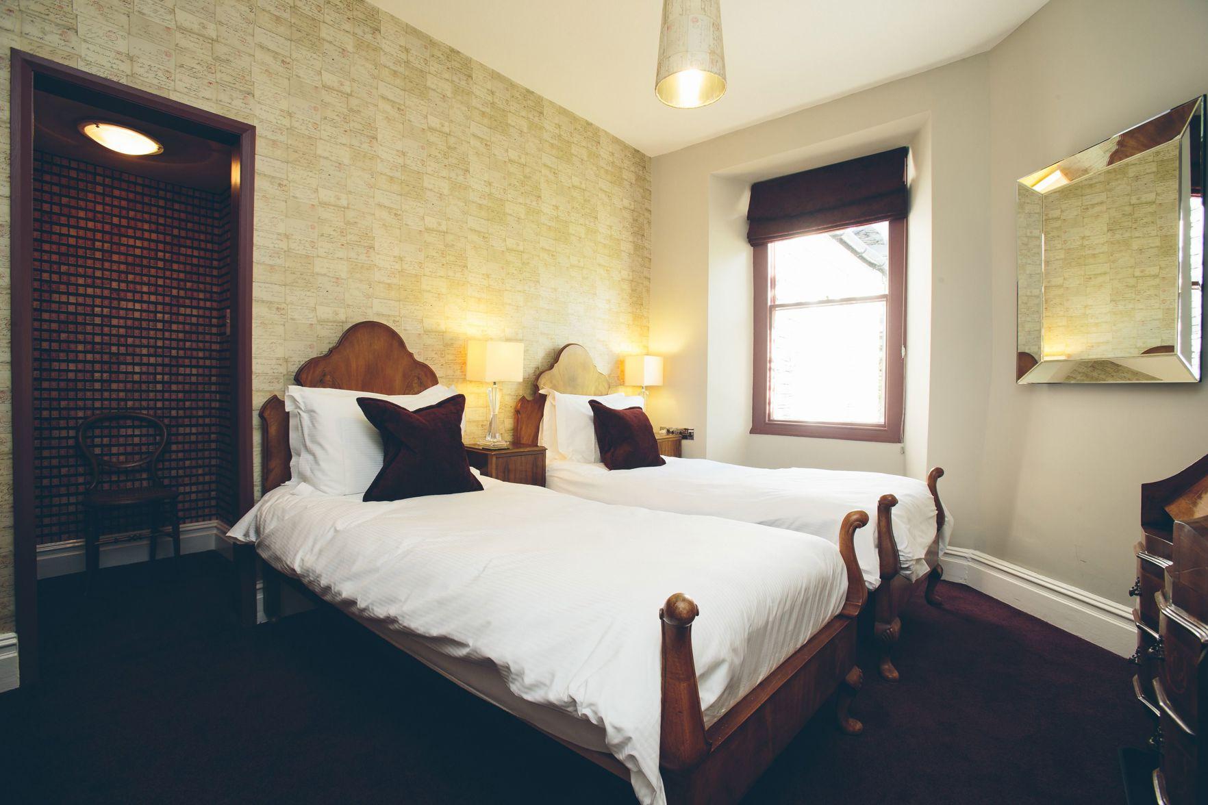 Room 1, Double or Twin Bed