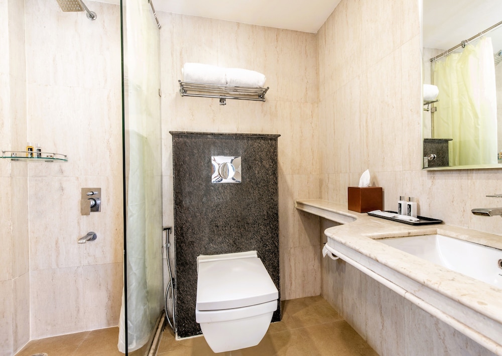 Country Inn Premier Pacific Mall Road Mussoorie 58/60