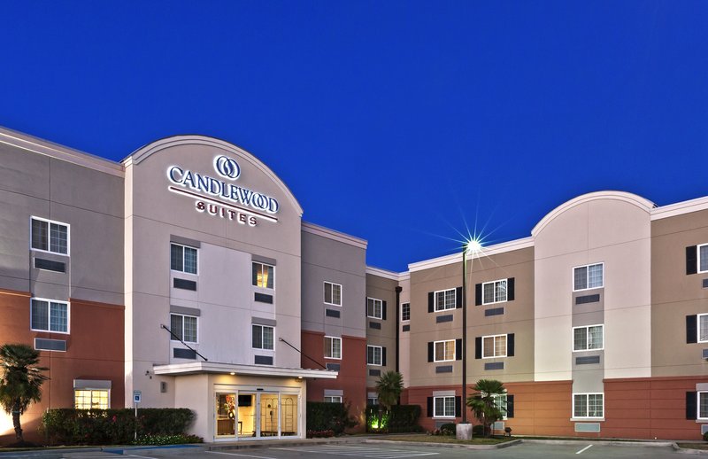 Candlewood Suites Pearland 5/37