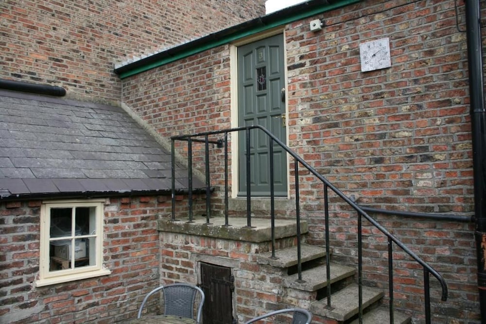 Manor Guest House 5/50