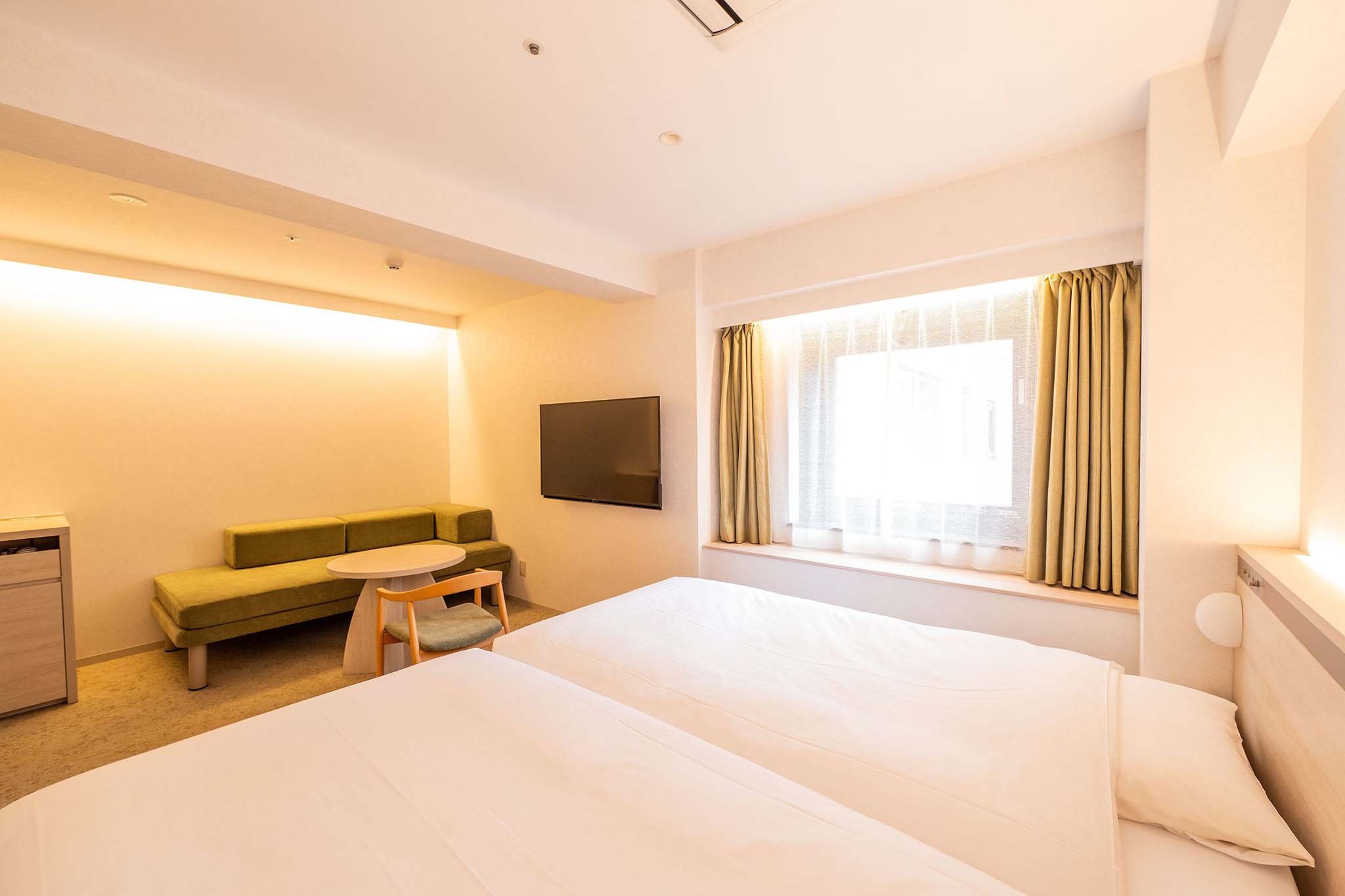 DELUXE, TWIN BEDS, MAIN BUILDING