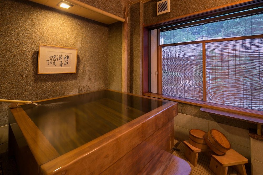 Toshimaya 33/67