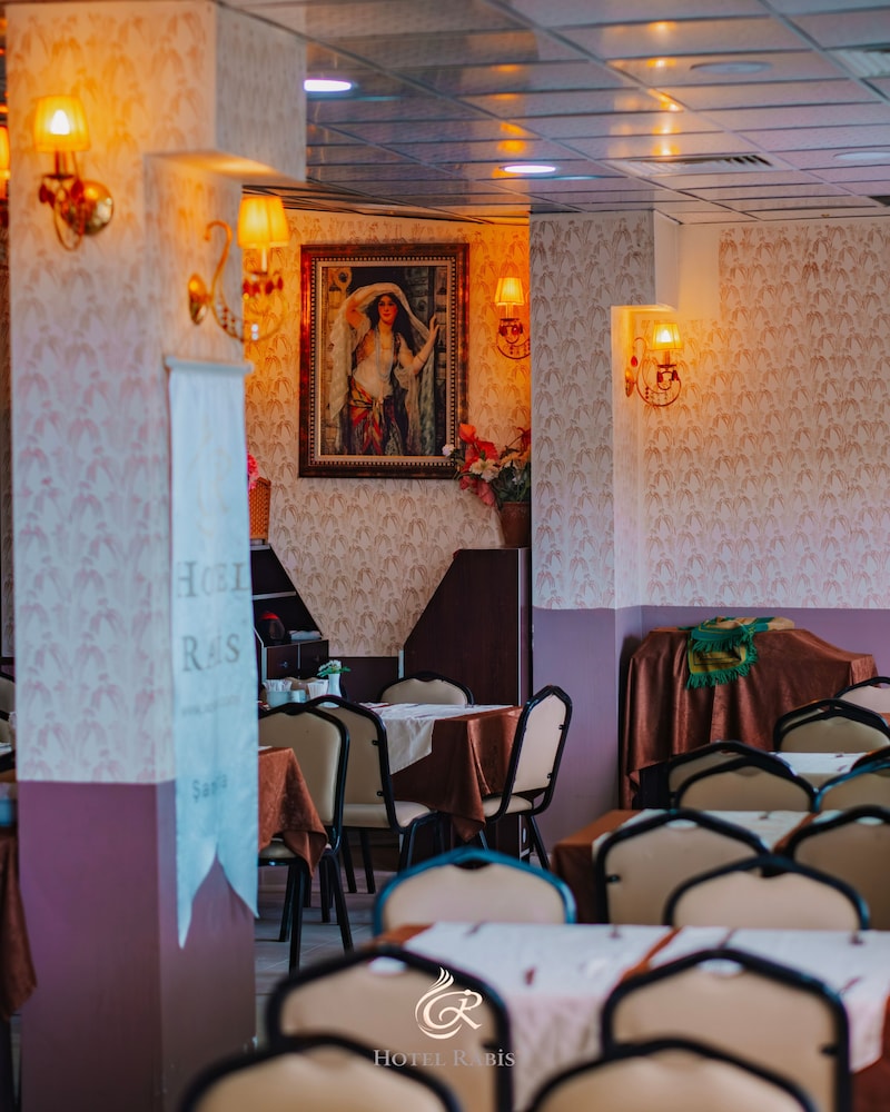 Rabis Hotel 38/45