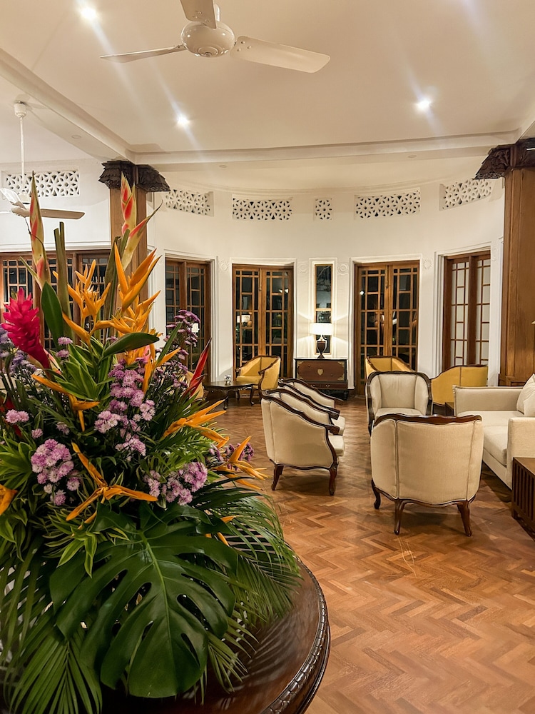 Suisse Hotel Kandy 32/50
