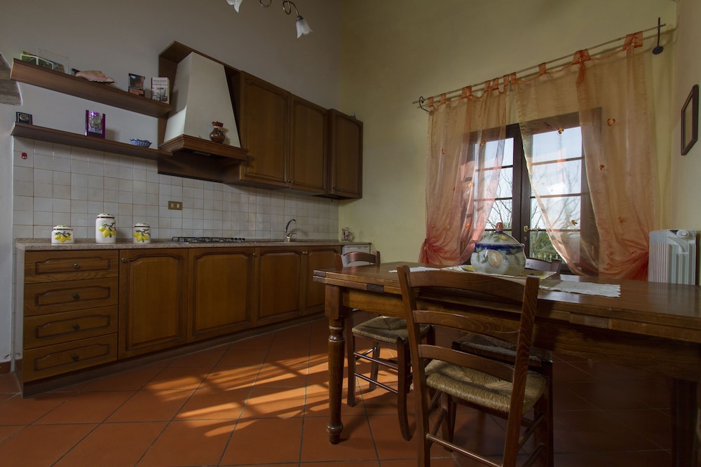Agriturismo Podere Diacceroni 38/69