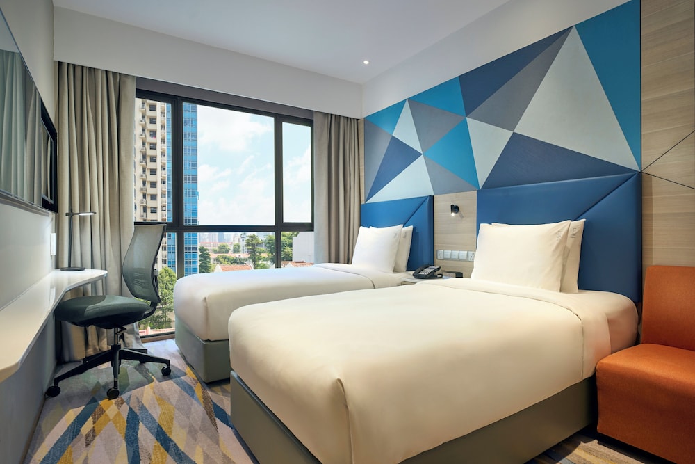 Holiday Inn Express Singapore Serangoon 16/49
