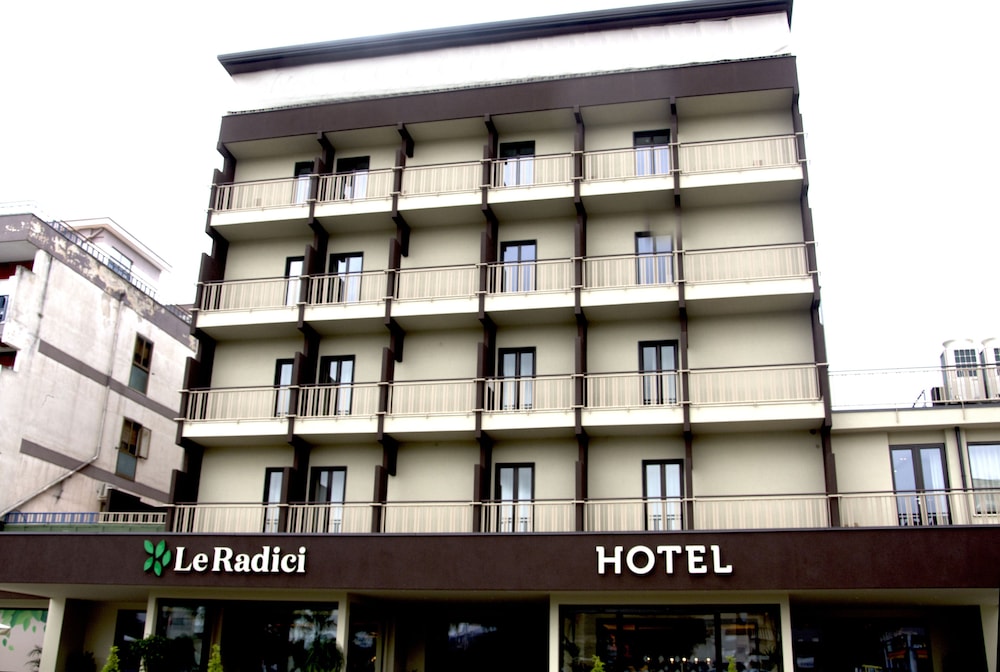 Hotel Commercio 1/49