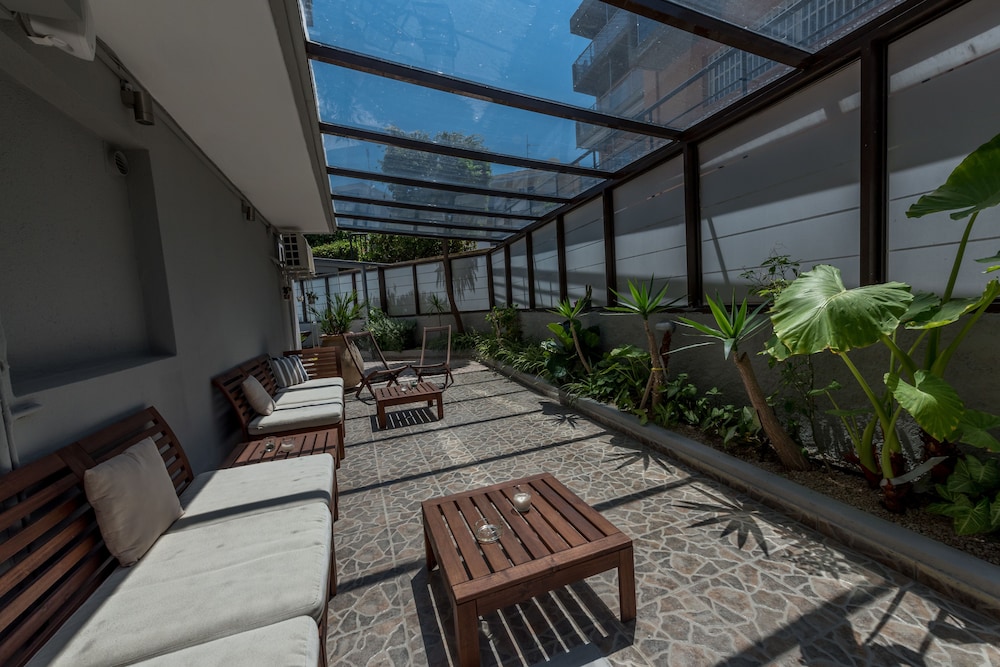 7 Palms Hotel Apartments 37/49