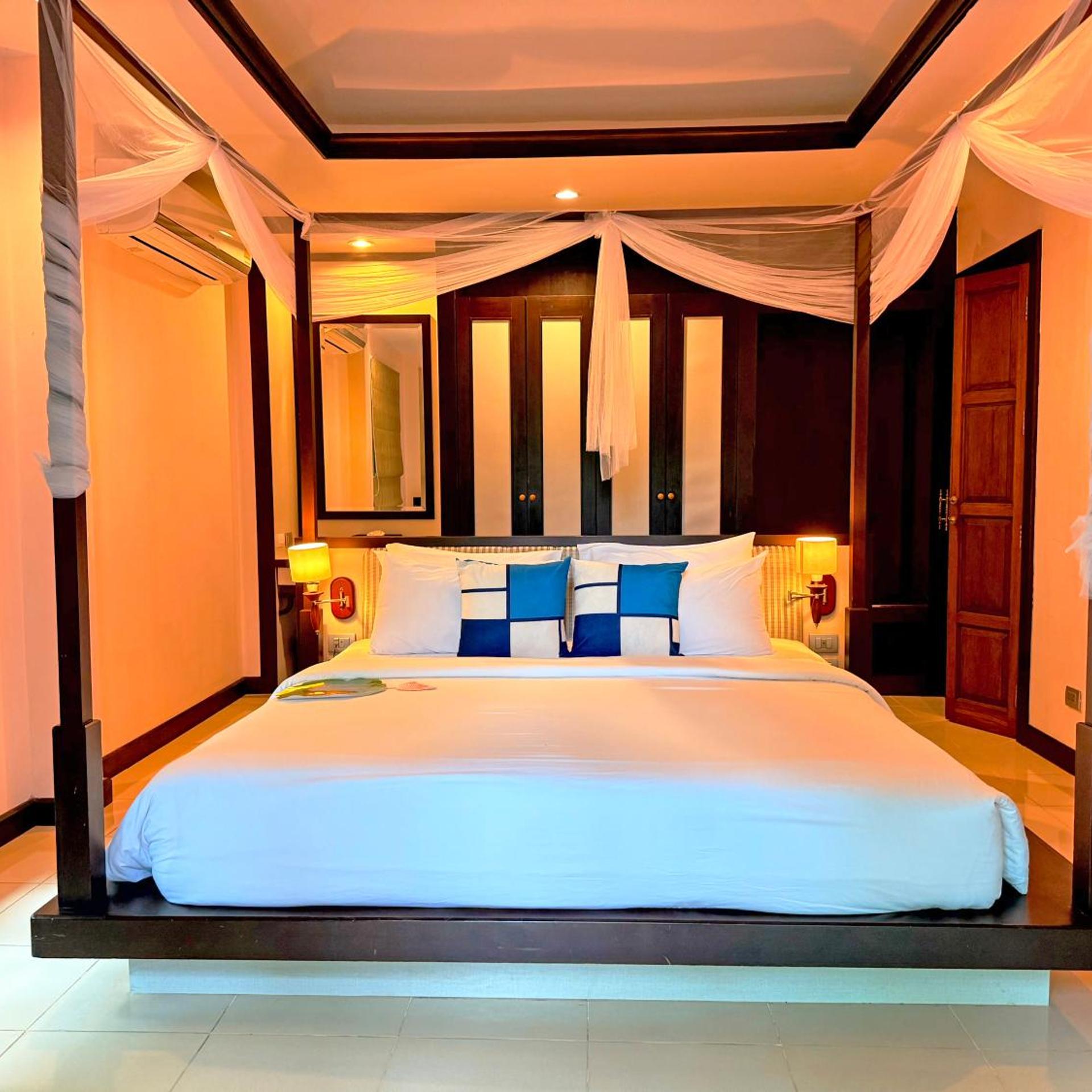 1-Bedroom Jacuzzi Villa