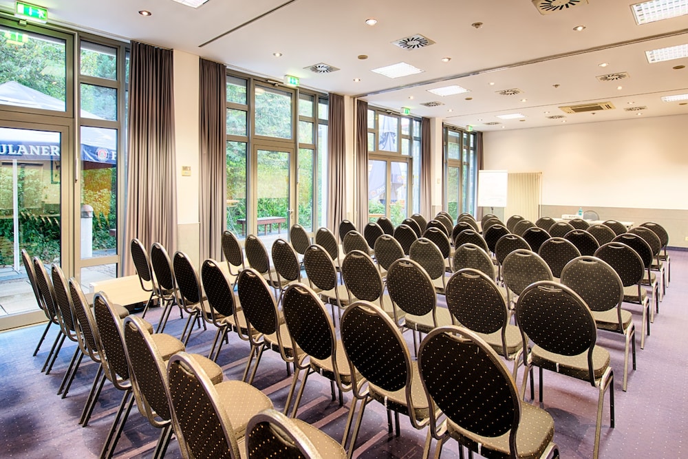 ACHAT Hotel Stuttgart Airport Messe 60/60