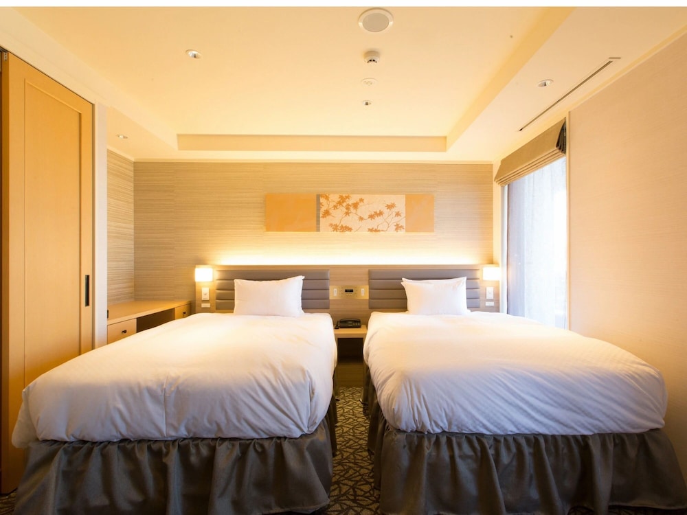 SUPERIOR, TWIN BEDS