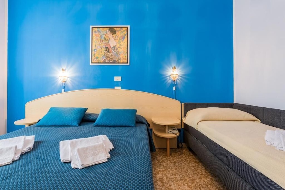 Hotel Stefania 9/36