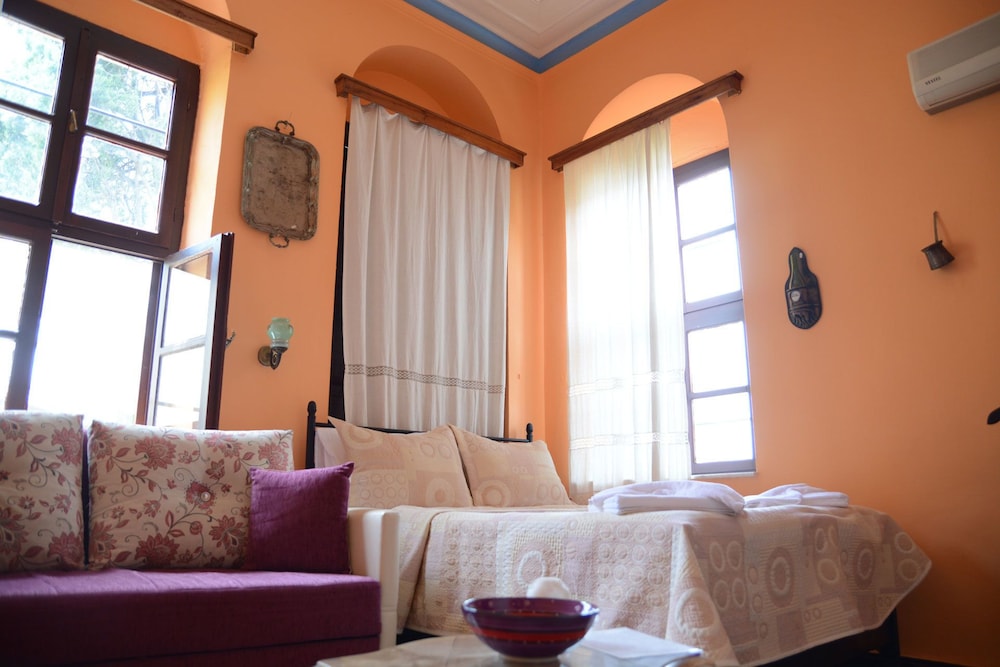 Cunda Zehra Teyzenin Evi 61/74