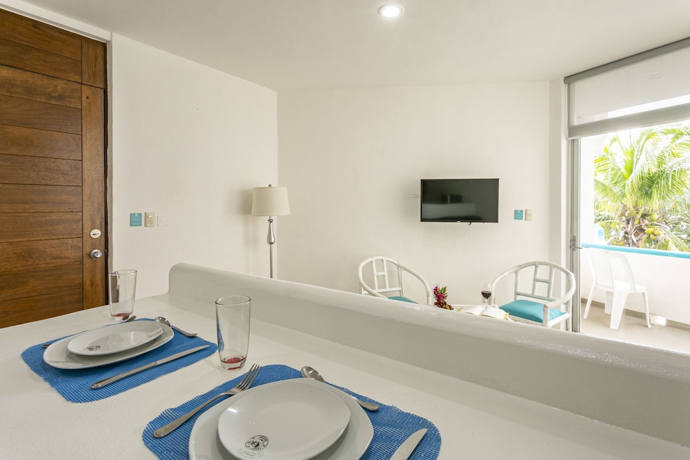 Suites Turquesa by GuruHotel 14/68