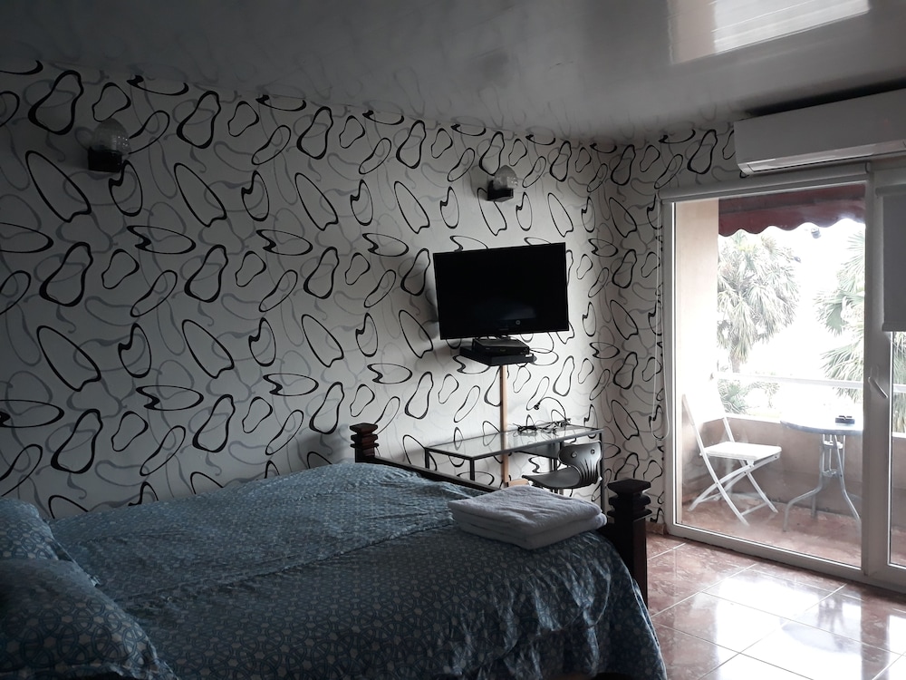 Hotel La Llave Del Mar 51/61