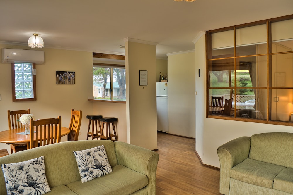 Cape Jervis Accommodation and Caravan Park 37/72