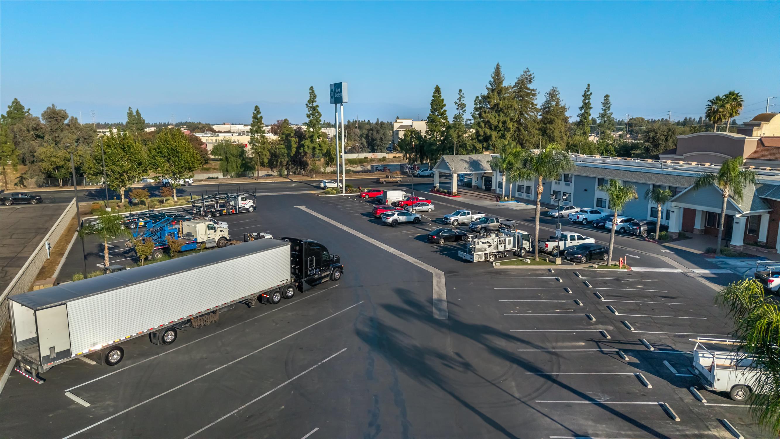 Best Western Town & Country Lodge 55/58