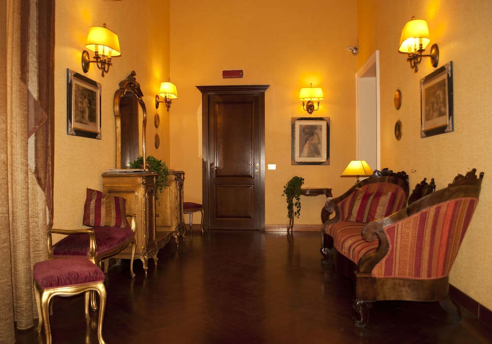 Domus Livia Luxury Suites 46/58