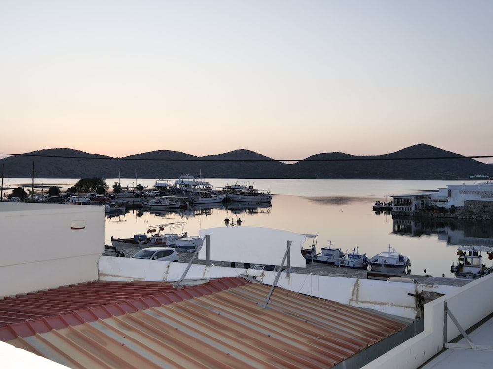 Kalypso Hotel 25/48