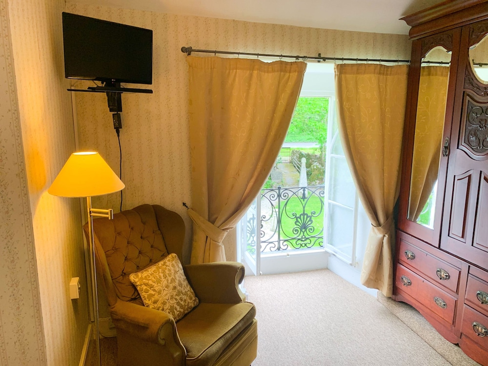 St. Benets Abbey - Guest house 17/37