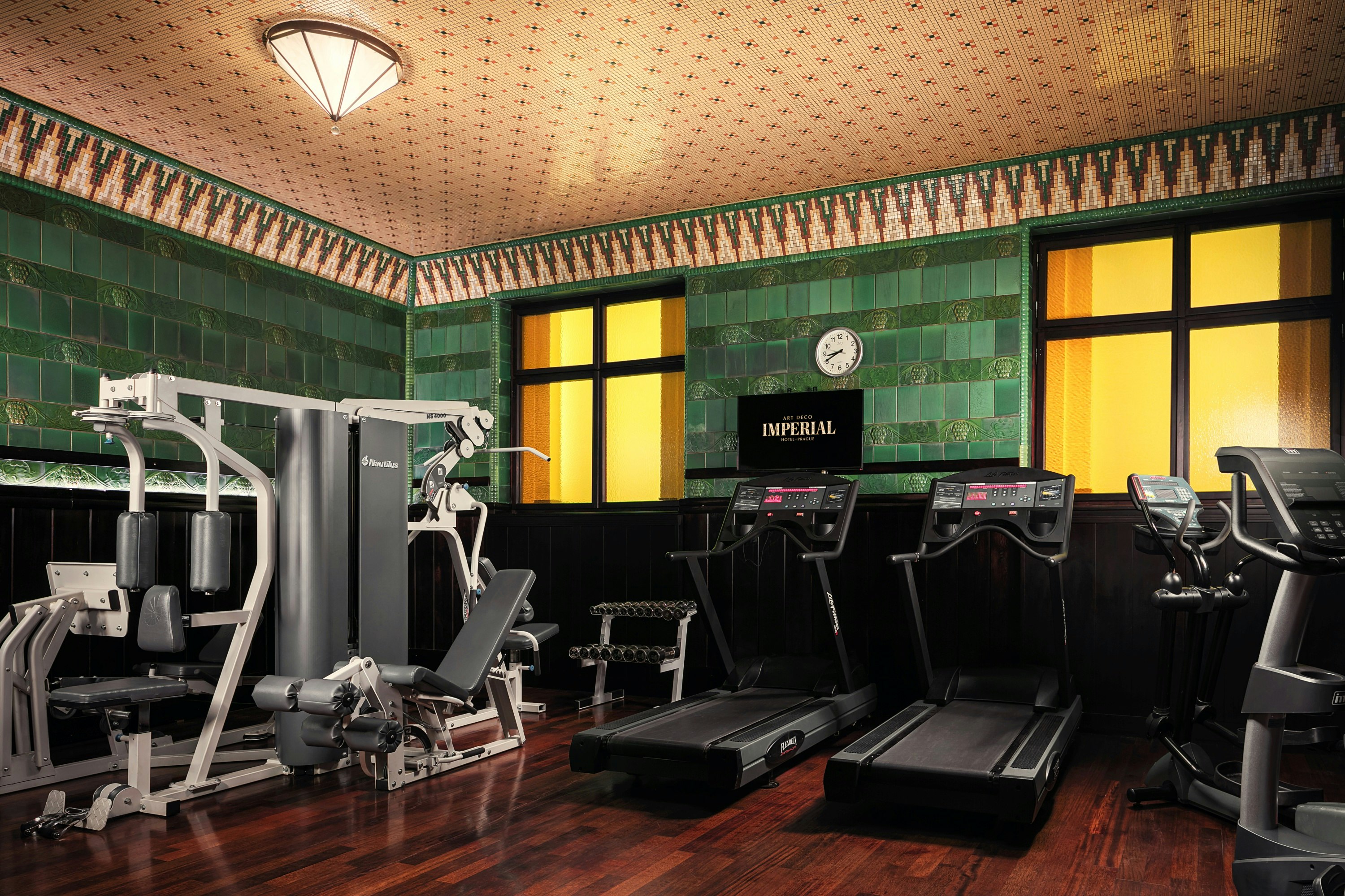Art Deco Imperial 47/65