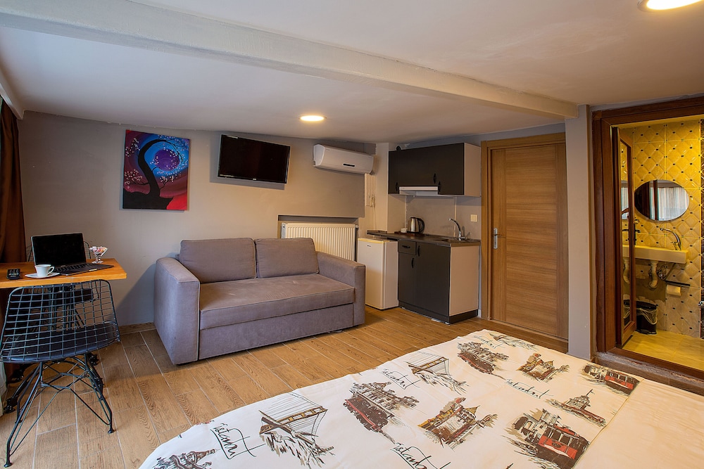 Pera Sultan Suite 35/50