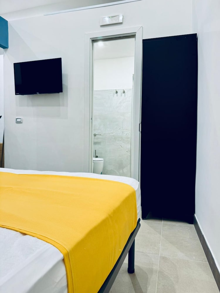 Boutique Hotel Piazza Carita 11/60