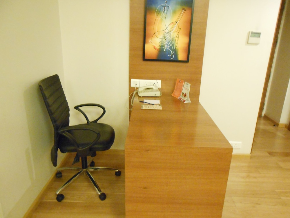 Lemon Tree Hotel Chinchwad Pune 47/56