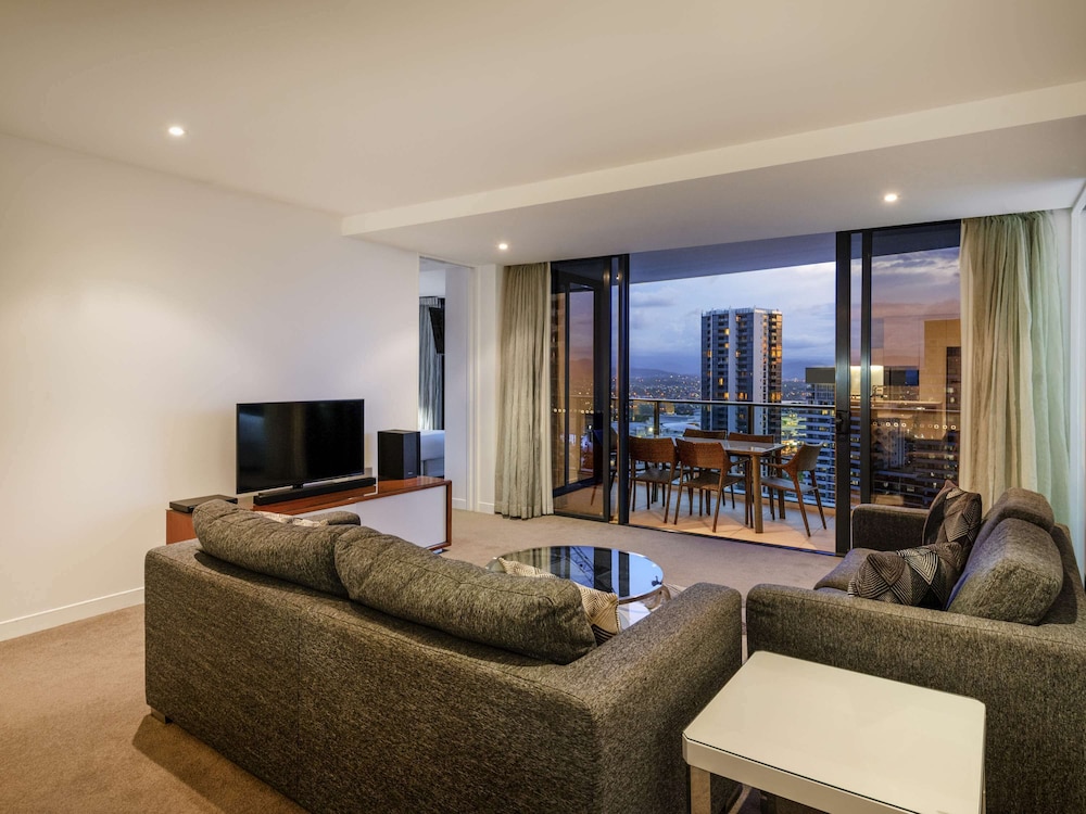 Peppers Broadbeach 46/68