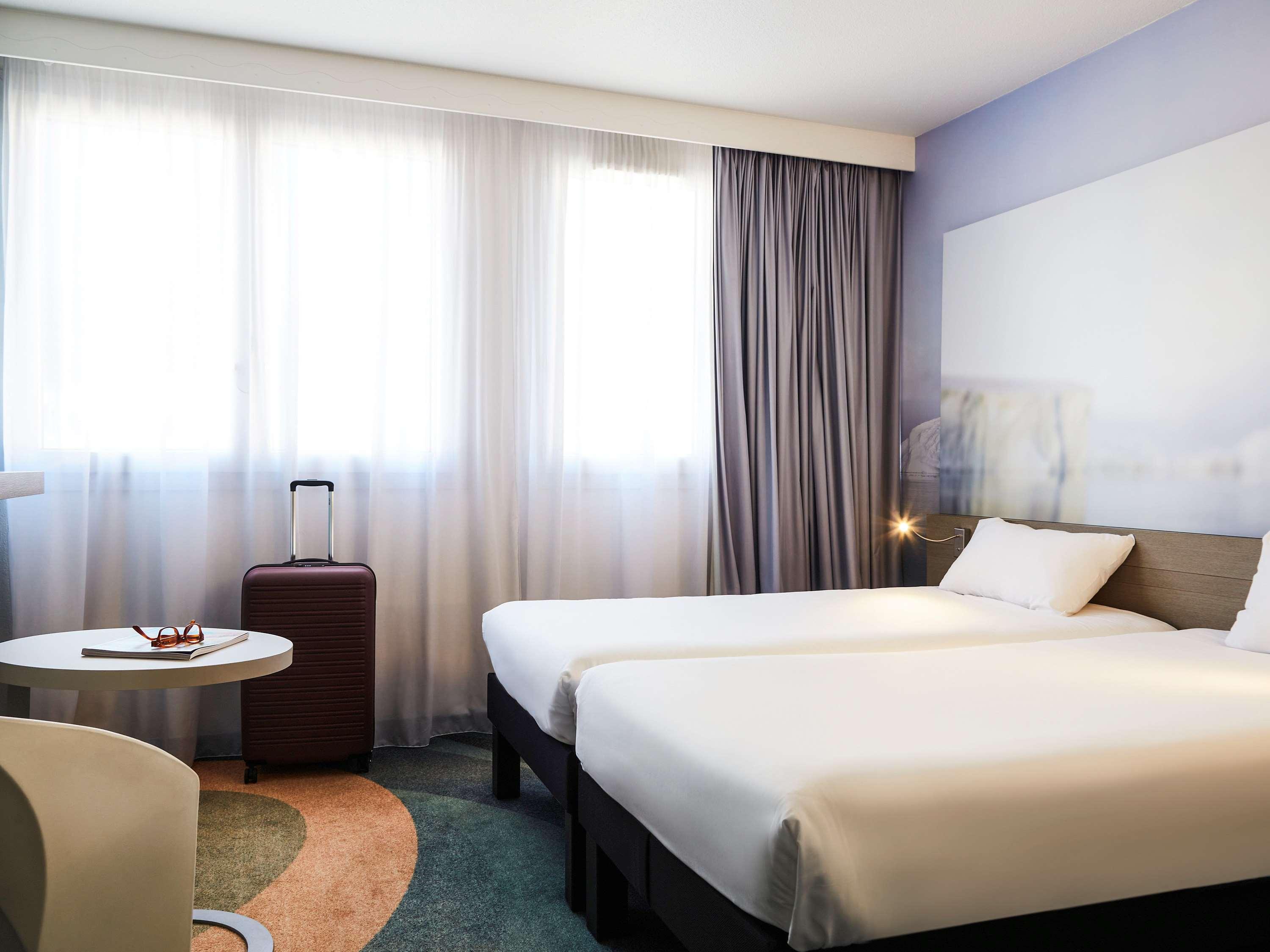 FAMILY SUITE, STANDARD, DOUBLE BED, SOFA