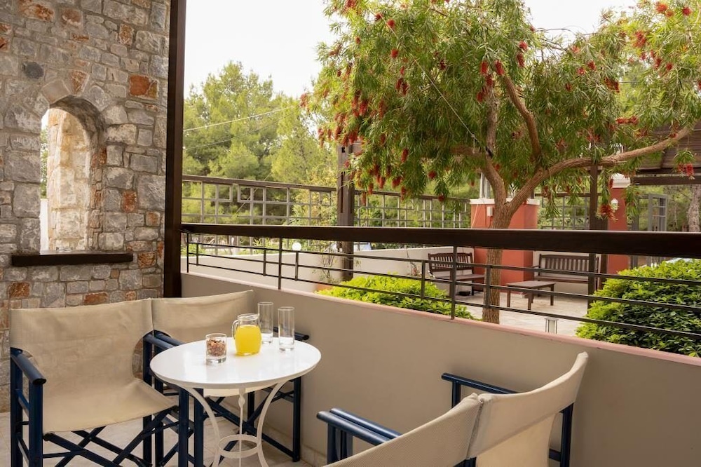 Talos Hotel Apartments 38/50